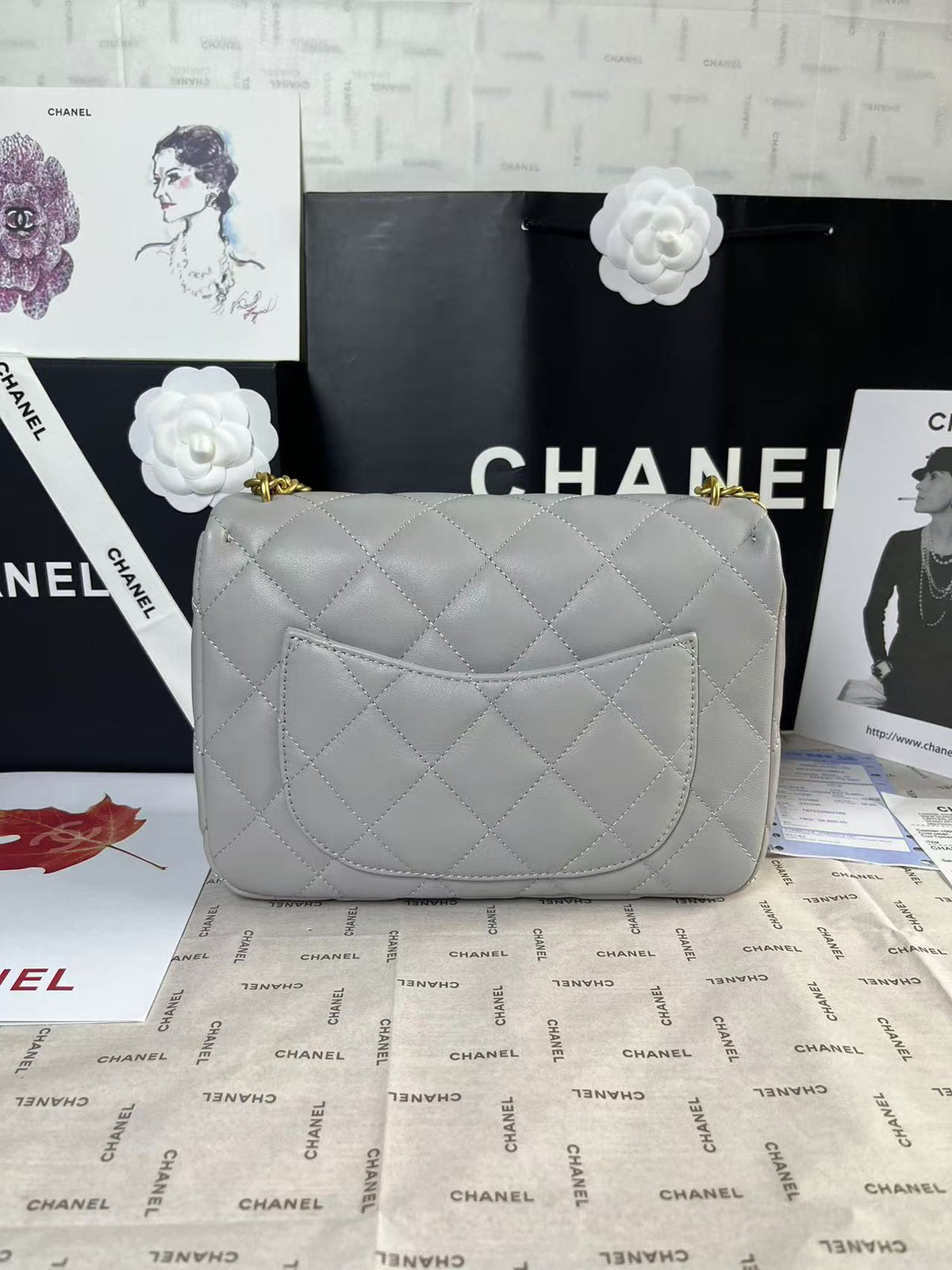 25C Mini Flap 24cm Grey Lambskin Gold Heart Hardware