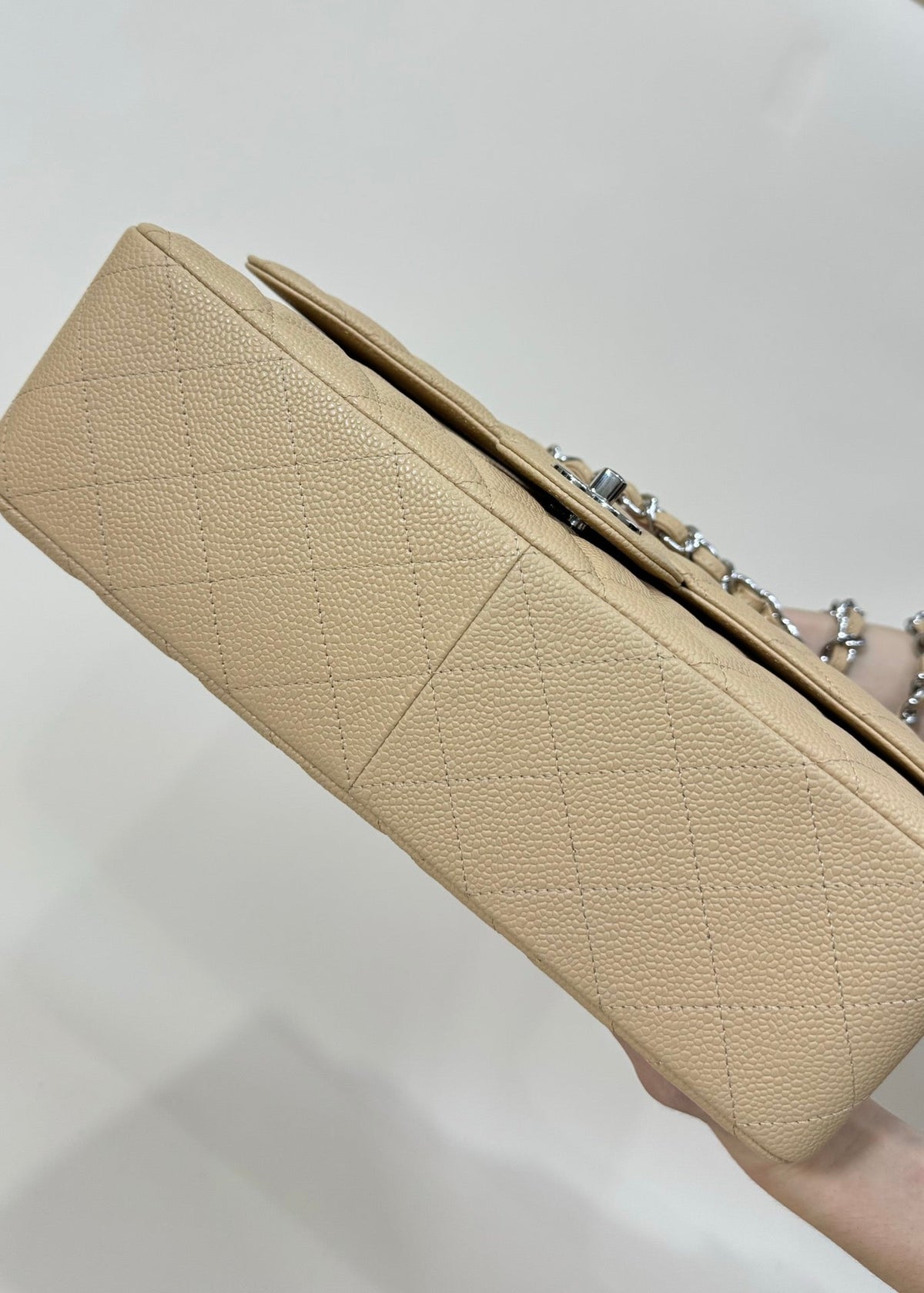 flap bag medium 25 beige caviar silver hardware