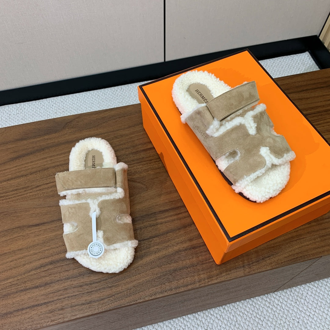 HM Chypre Sandal In Light Brown Mix White Fleece And Suede 984197