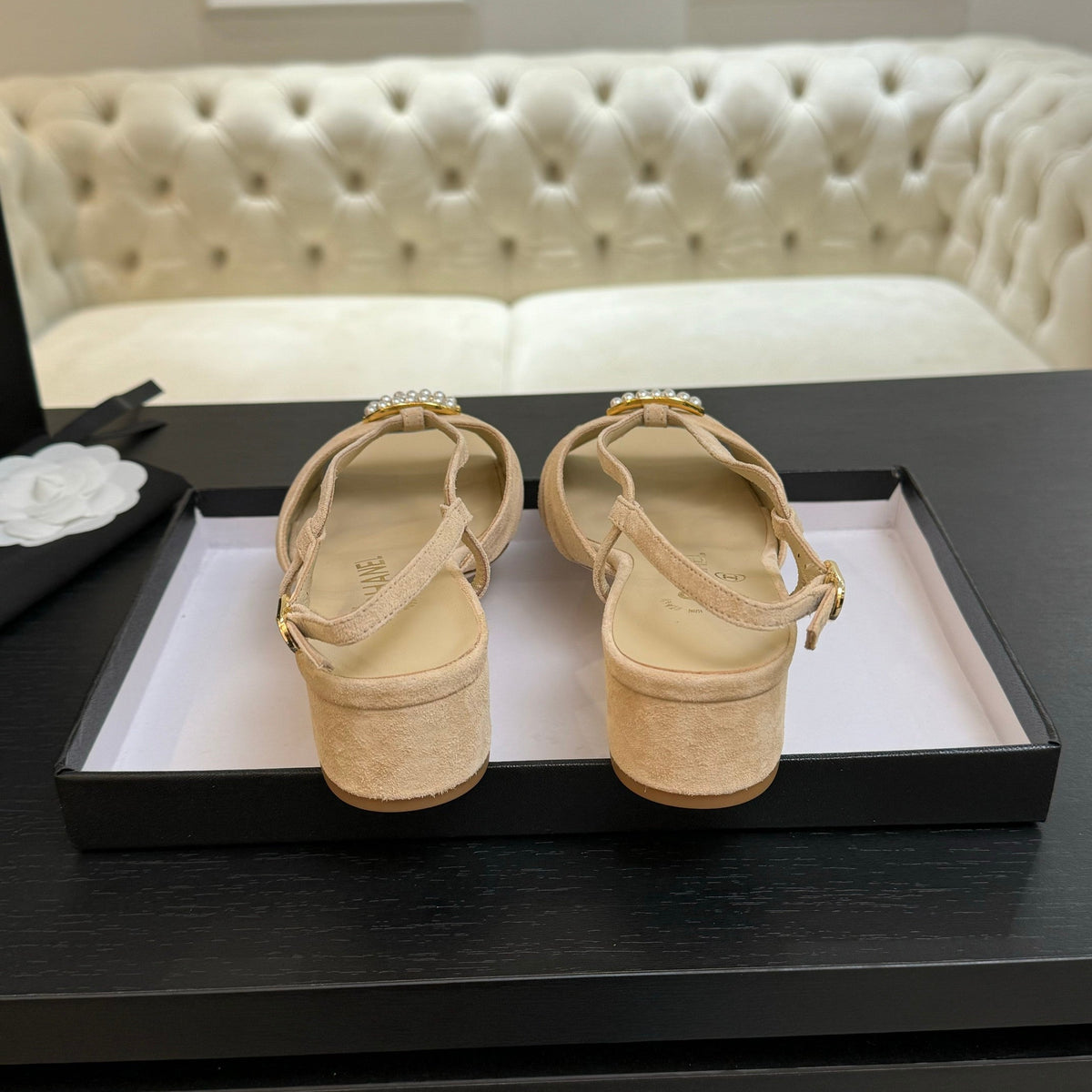 CC 25S Sandal Heel 50mm Beige Suede Kidskin Pearl Logo