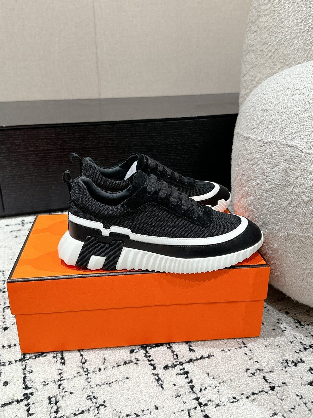 HM Sneaker In Black Mesh Fabric 985320