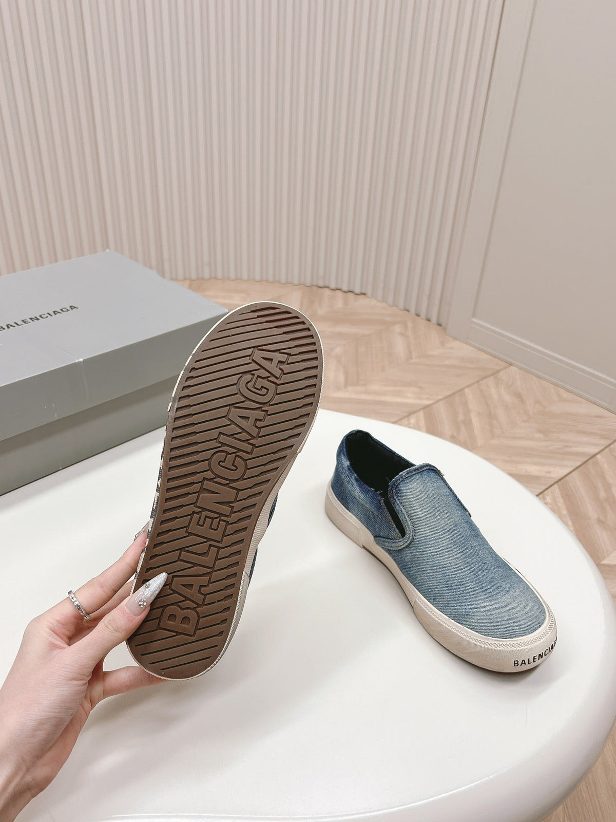 SLIP-ON SNEAKERS GRAFFITI IN LIGHT BLUE DENIM