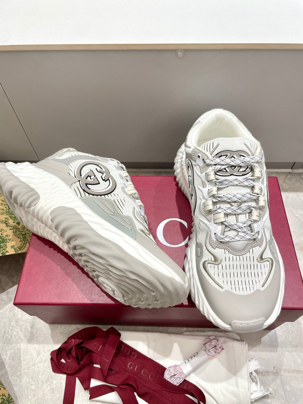 GG 26 Casual Sneakers Light Gray White Mesh Fabric 632856