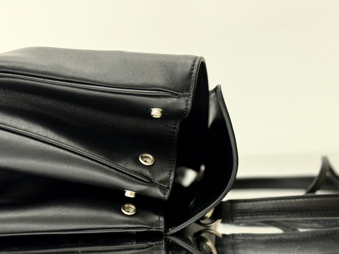 RODEO MEDIUM BAG 35 IN BLACK SMOOTH CALFSKIN SILVER HARDWARE