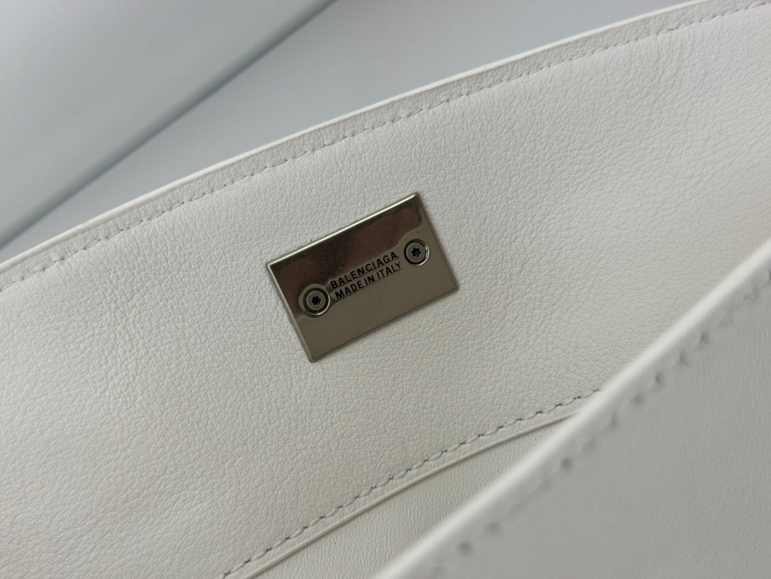 RODEO MEDIUM BAG 35 IN WHITE SMOOTH CALFSKIN SILVER HARDWARE