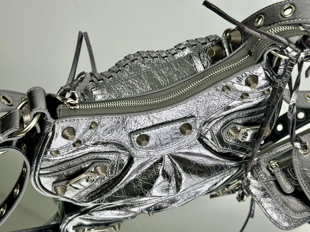 LE CAGOLE SMALL SHOULDER BAG 26 WITH RHINESTONES IN SILVER METALLIC ARENA LAMBSKIN