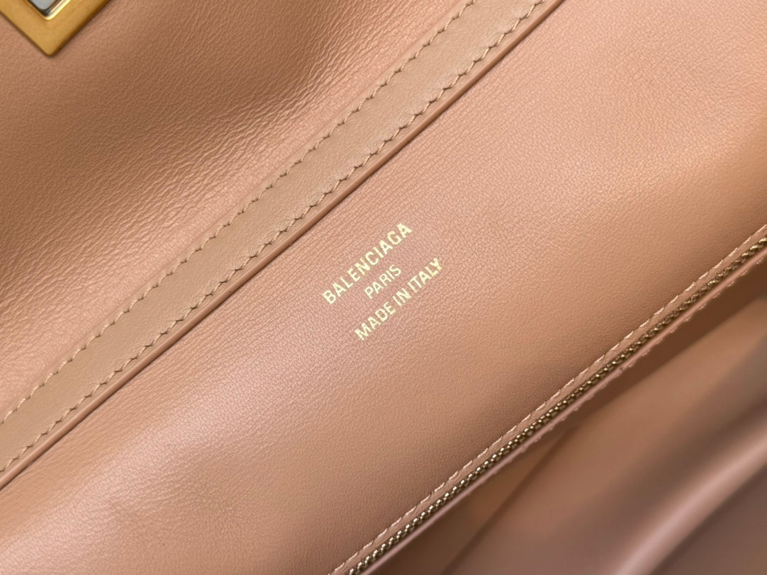 RODEO MEDIUM BAG 35 IN CAMEL BEIGE SMOOTH CALFSKIN GOLD HARDWARE