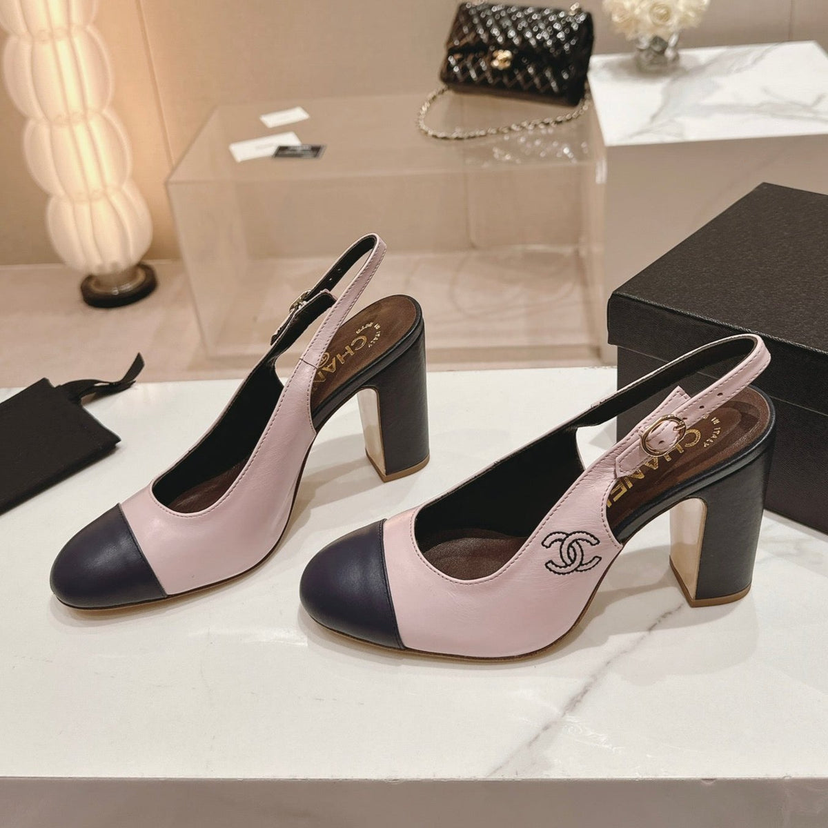 CC 24P SLINGBACKS 95MM PINK BLACK LAMBSKIN