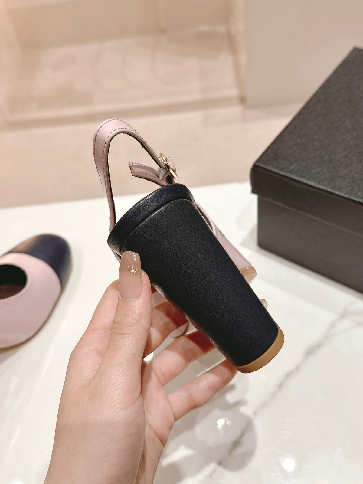 CC 24P SLINGBACKS 95MM PINK BLACK LAMBSKIN