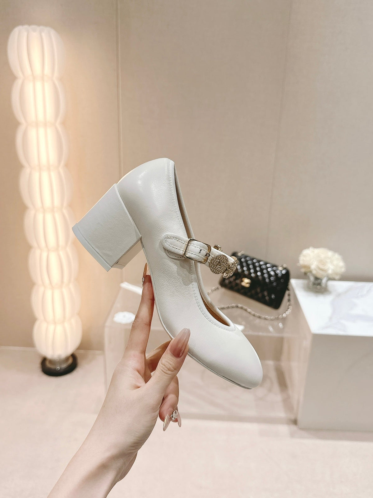 MARY JANE SHOES WHITE LAMBSKIN