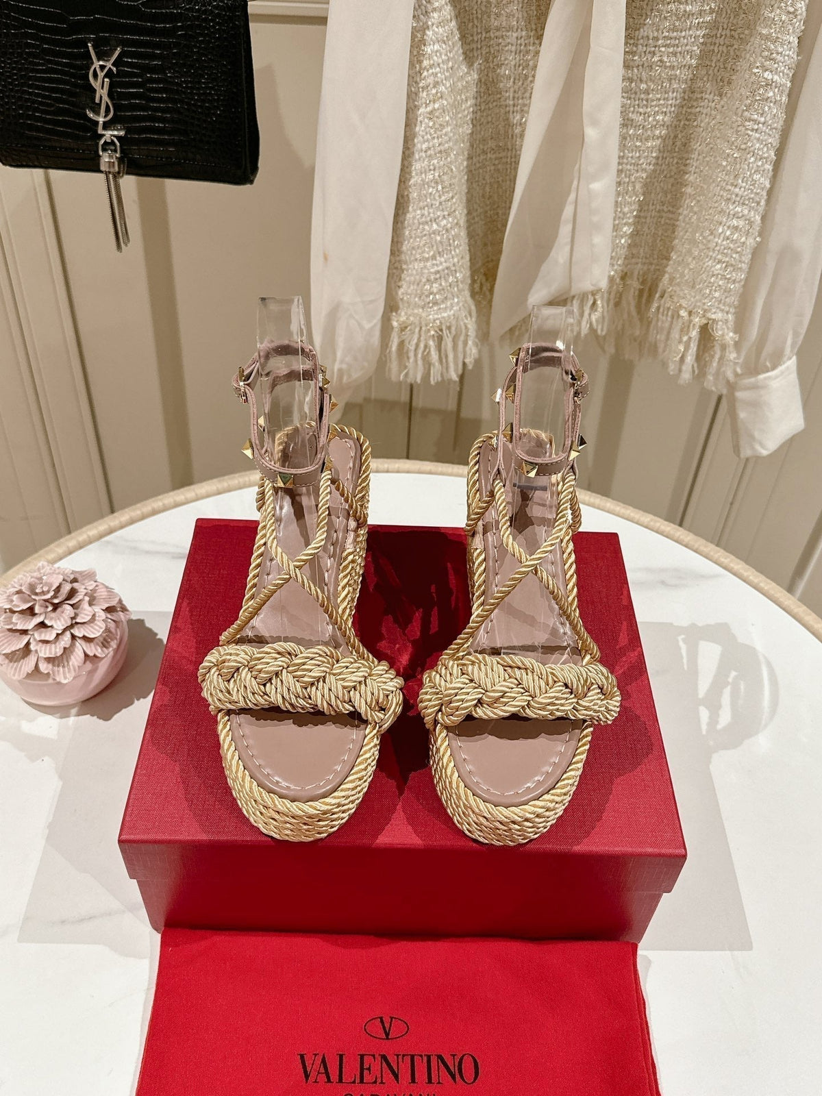 Garavani Rockstud Wedge Sandals 100mm In Beige Mix Rosy Brown Calfskin And Nylon Rope 829396