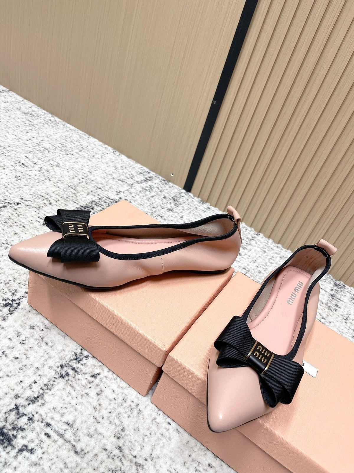 Miu Pointed-Toe Ballet Flats Light Pink  Sheepskin 591565
