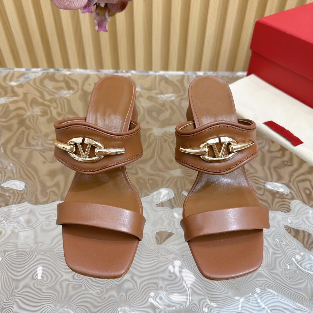 High Heel 70 Sandal The Bold Edition Vlogo Square Toe Brown