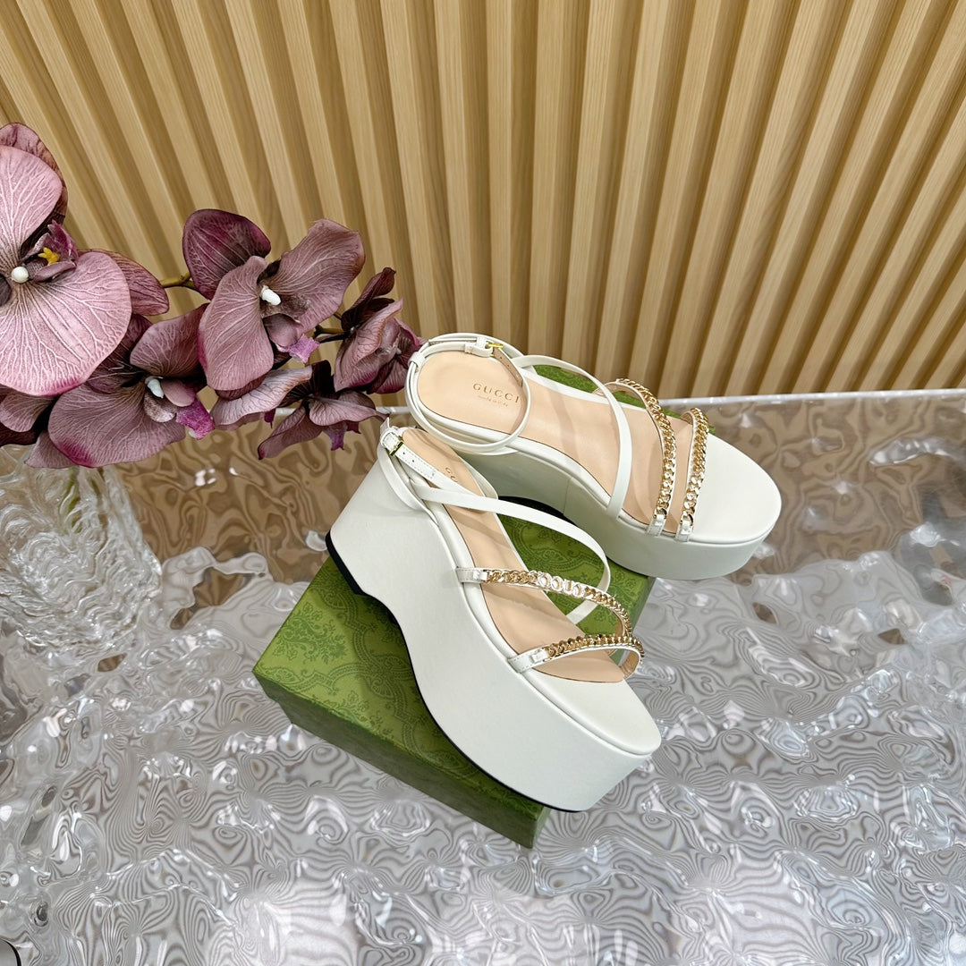 GG PLATFORM SANDAL WHITE CALFSKIN WITH CHAINS
