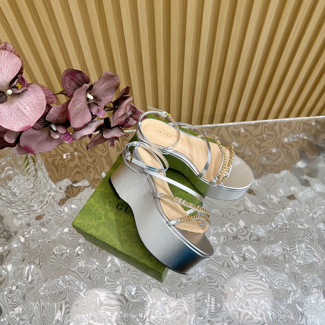 GG PLATFORM SANDAL SILVER CALFSKIN WITH CHAINS
