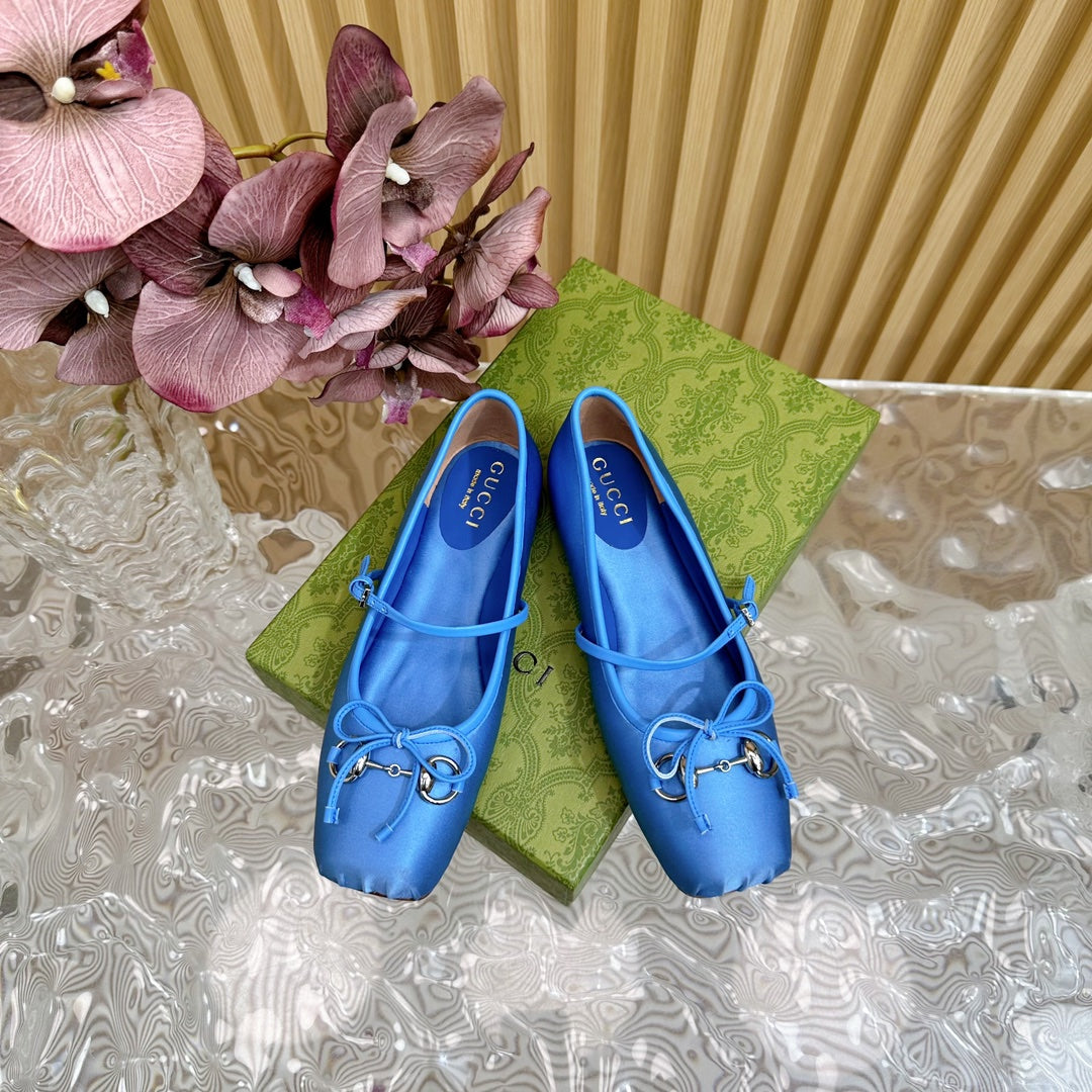 BALLET FLAT IN COBALT BLUE SILK