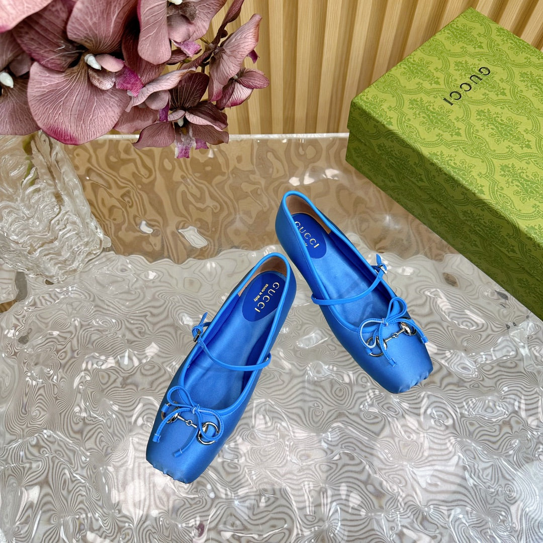 BALLET FLAT IN COBALT BLUE SILK