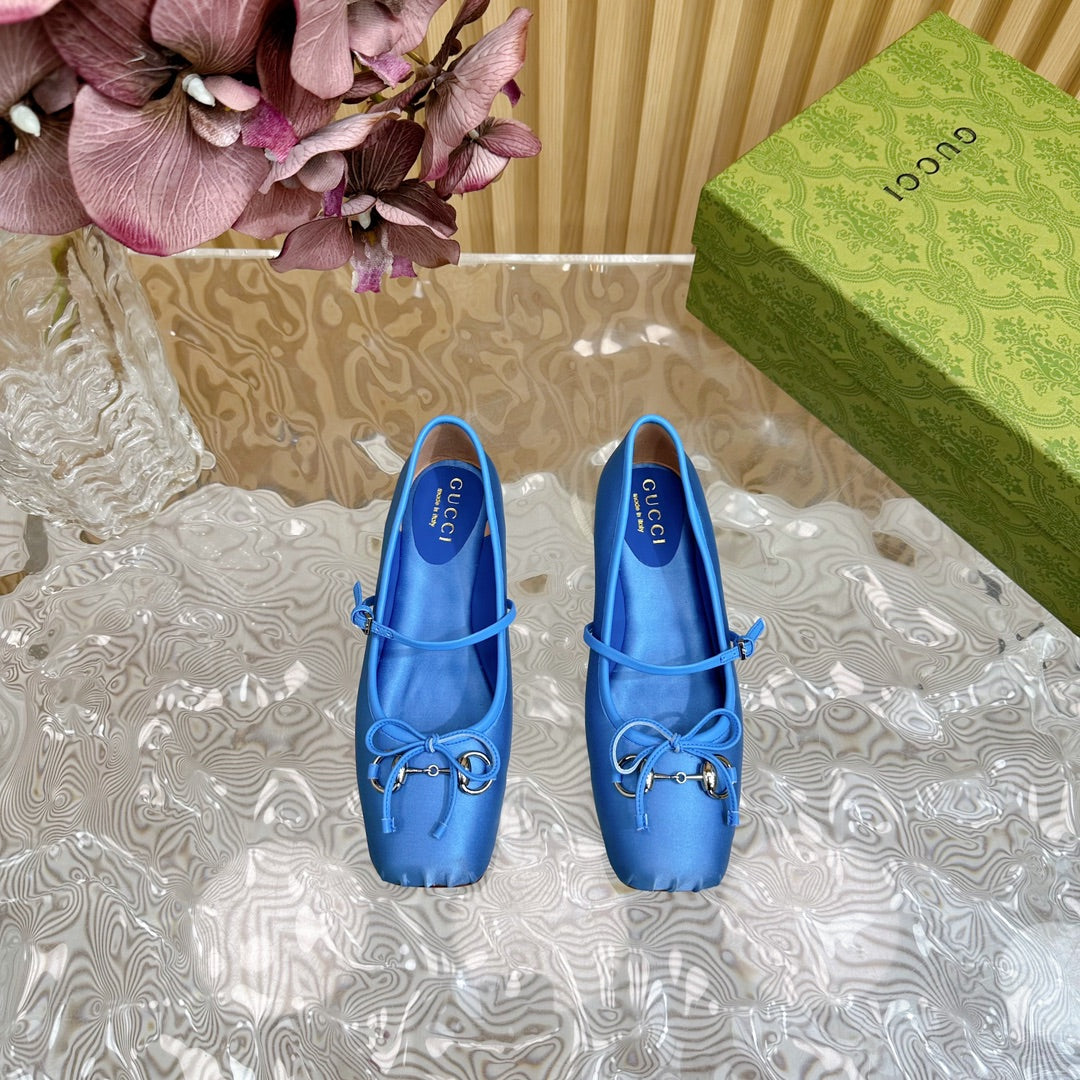 BALLET FLAT IN COBALT BLUE SILK