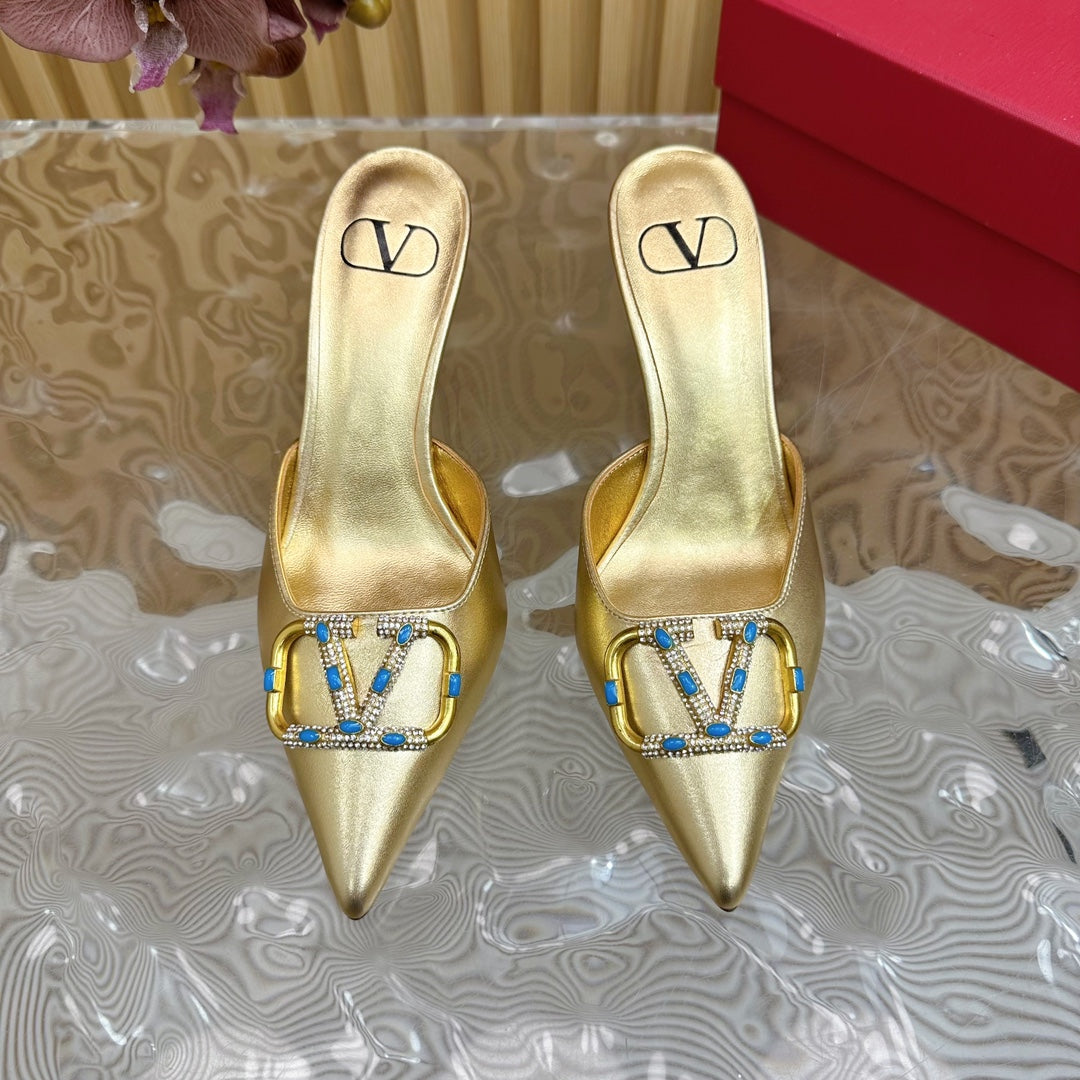 HIGH PUMP MULE 80MM IN GOLD CALFSKIN