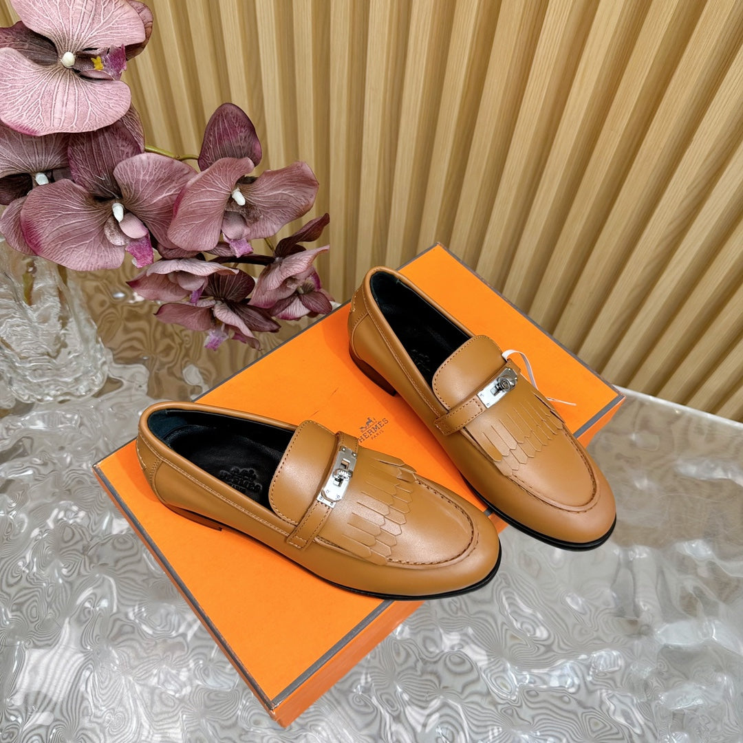 HM Royal Loafer In Tawny Cowhide 102302