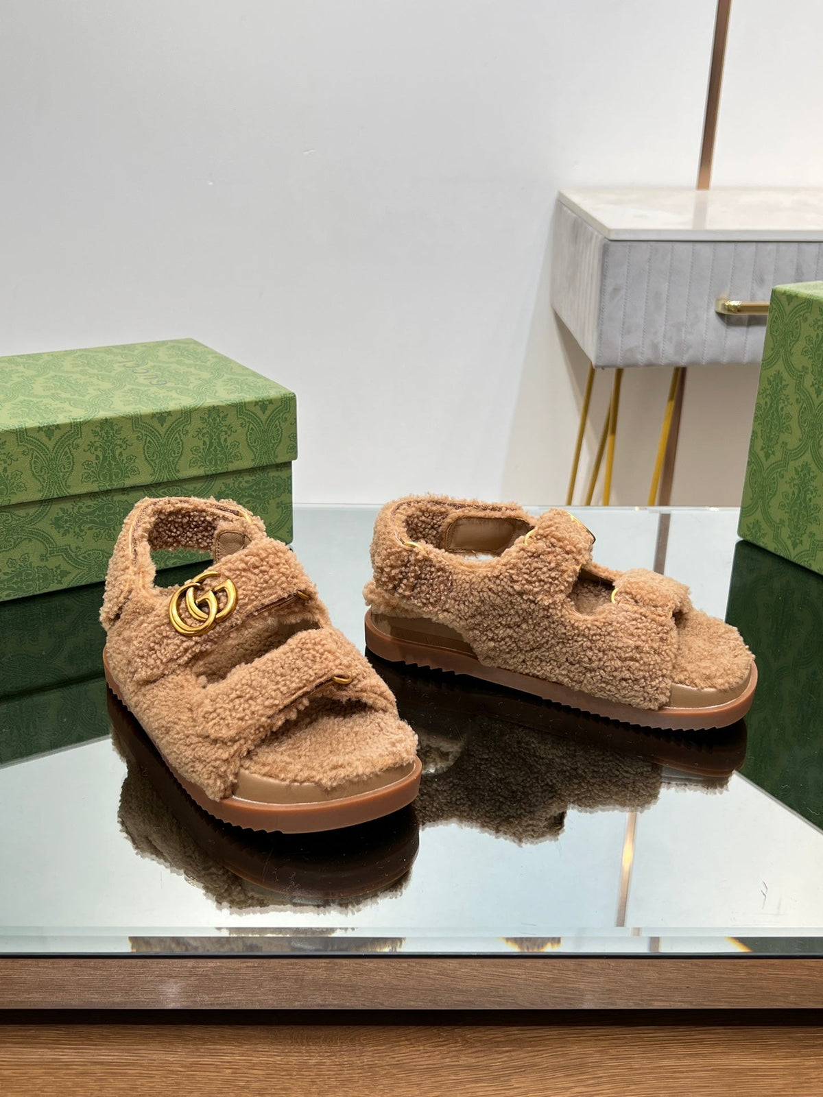 DAD SANDALS IN CIDER BROWN FLEECE