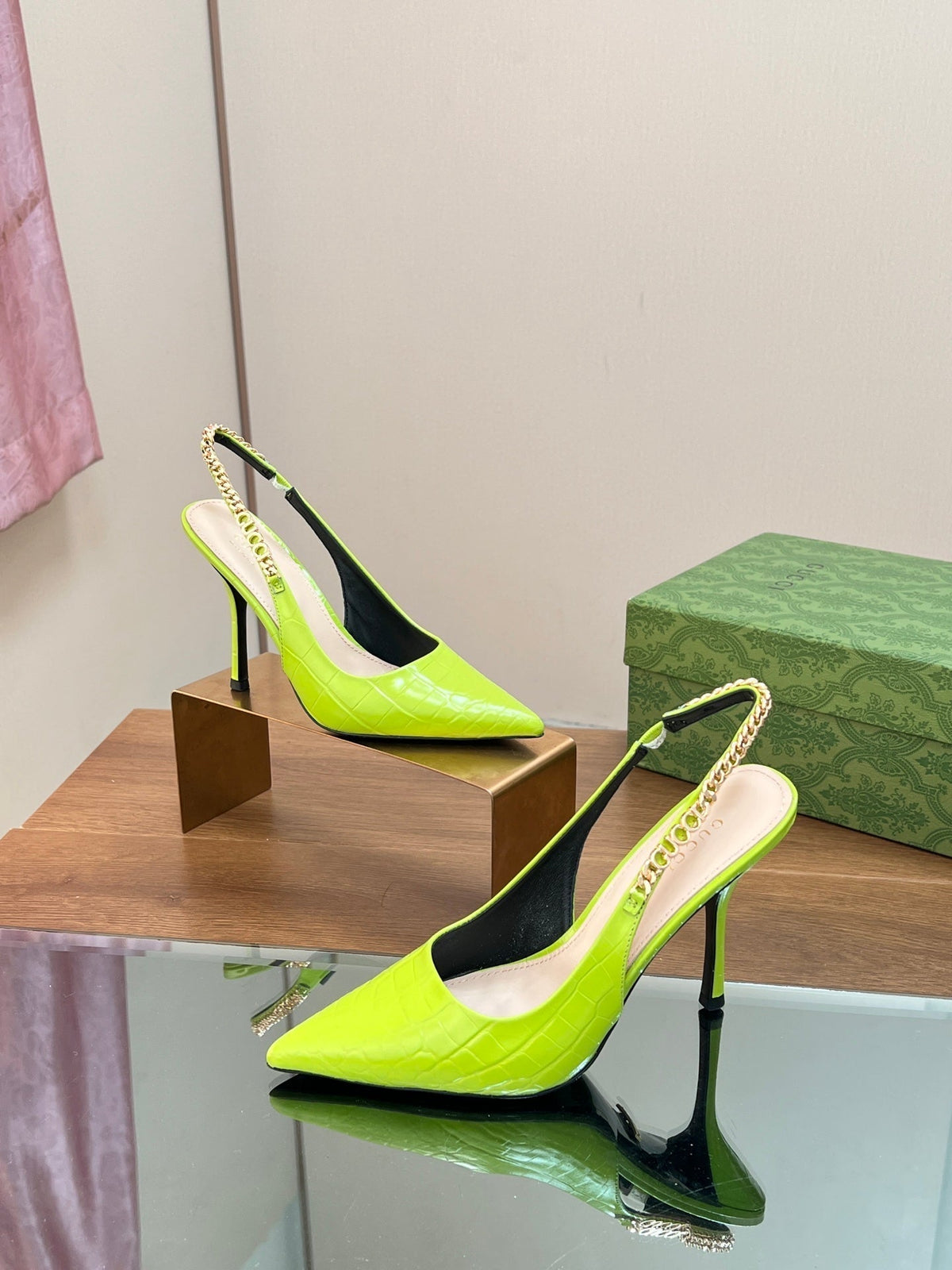 GG SIGNORIA SLINGBACK PUMP CHARTREUSE CALFSKIN