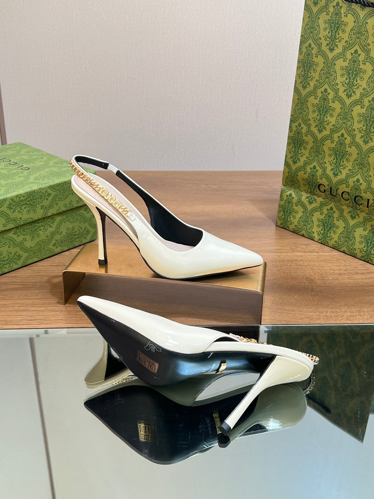 GG SIGNORIA SLINGBACK PUMP WHITE LAMBSKIN