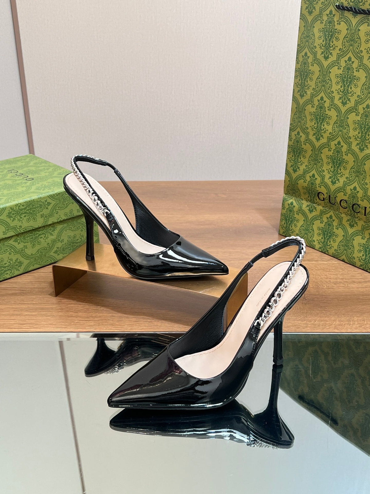 GG SIGNORIA SLINGBACK PUMP GLOSSY BLACK LAMBSKIN