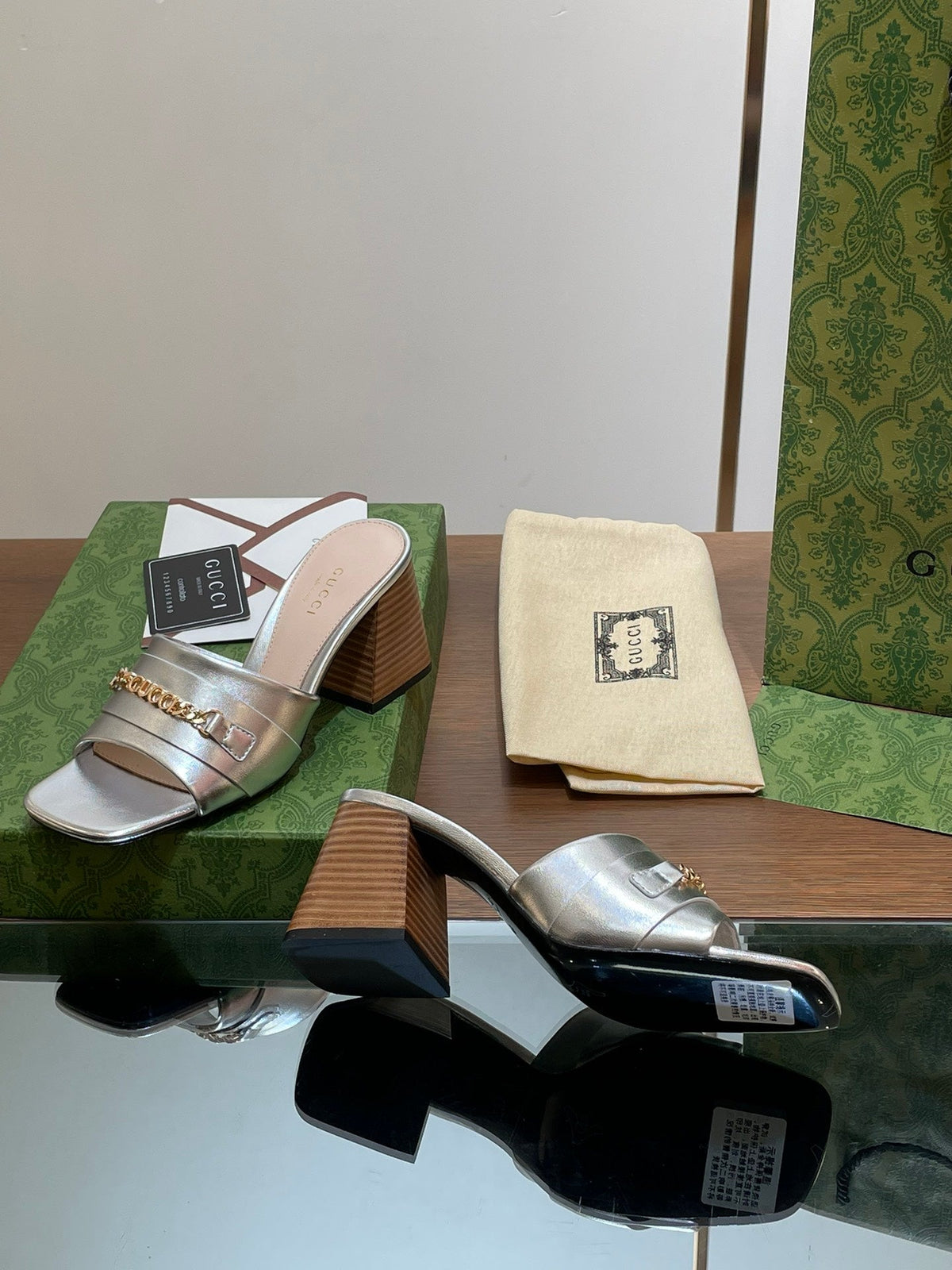 GG SIGNORIA SLIDE SANDAL SILVER DENIM