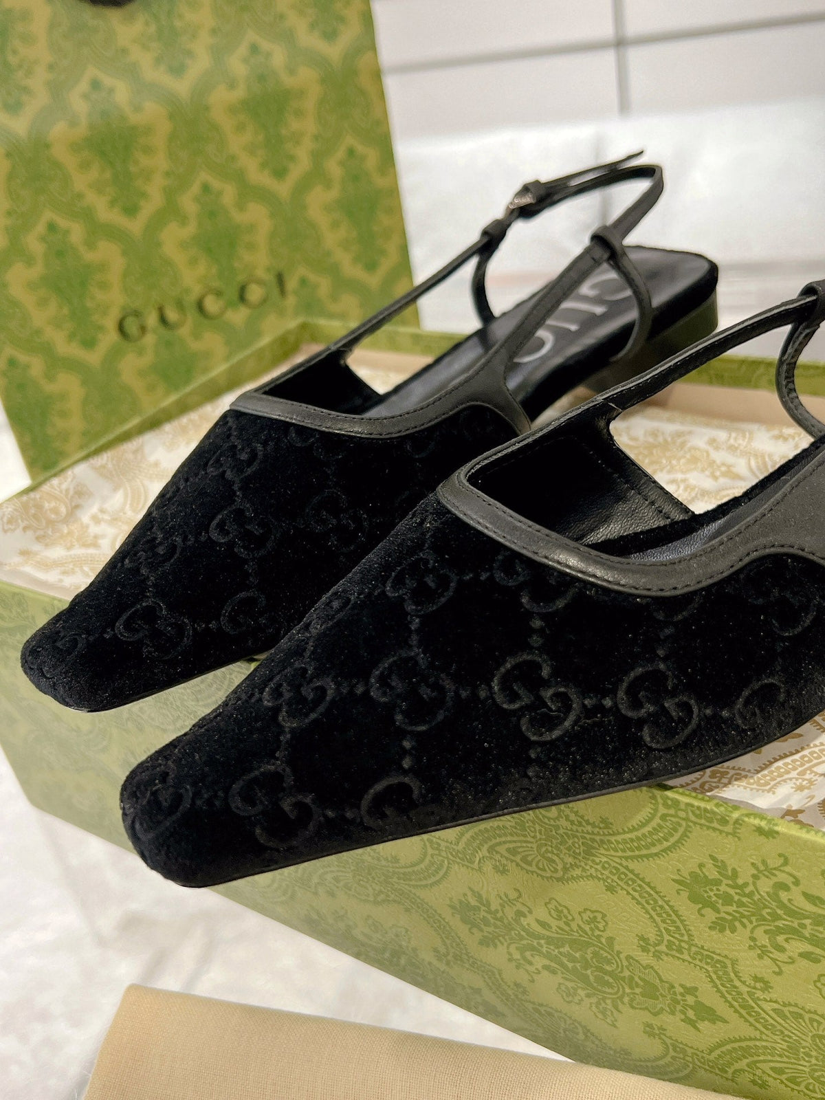 GG SLINGBACK FLATS BLACK VELVET