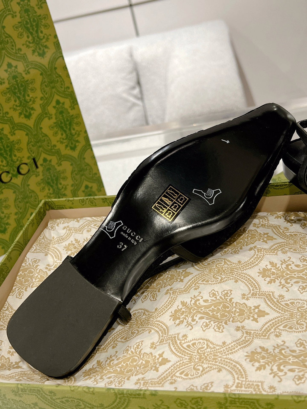 GG SLINGBACK FLATS BLACK VELVET