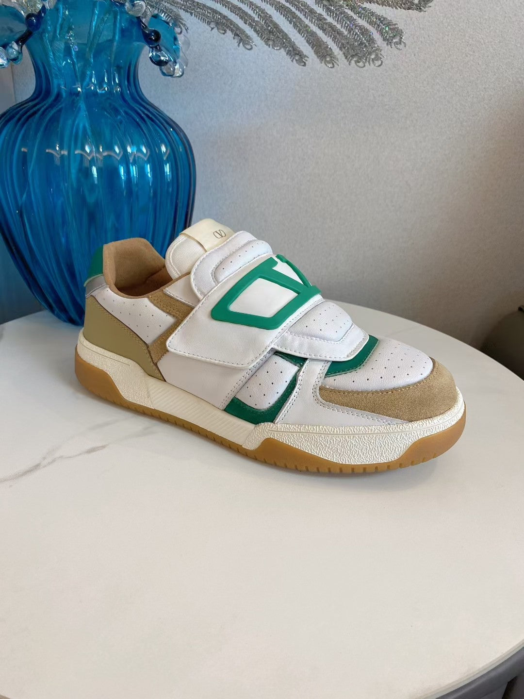VT 25S Couple Sneakers White Tan Green Calfskin Suede 563100