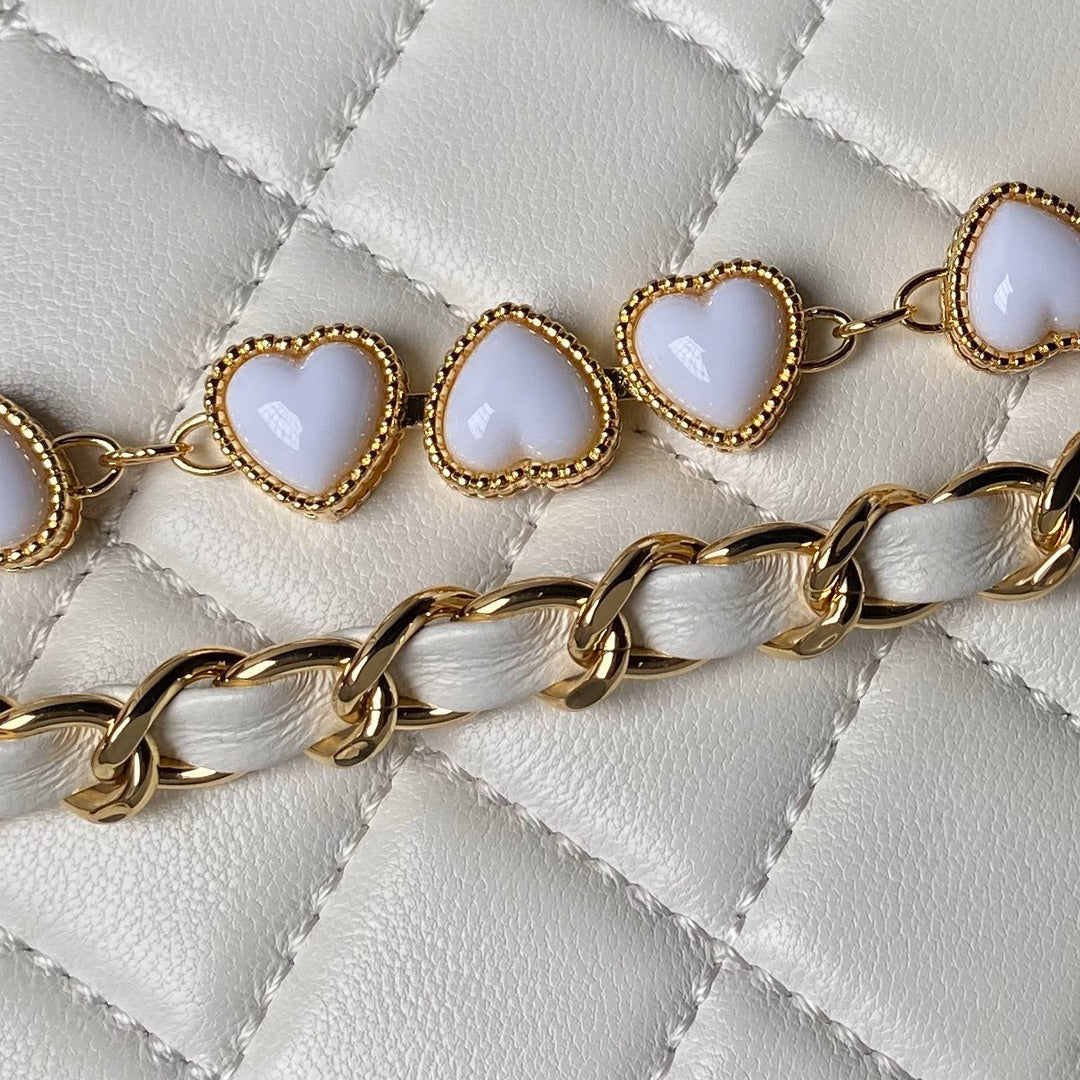 24p clutch with chain 19cm white lambskin