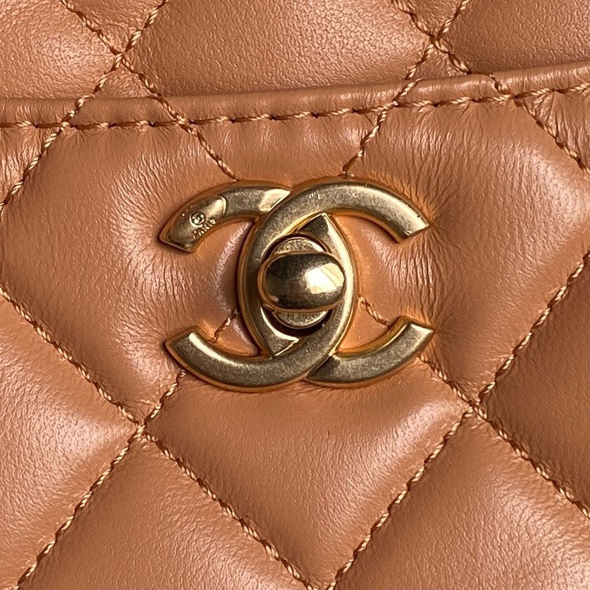 24K Shopping Bag 32cm Brown Calfskin Gold Hardware