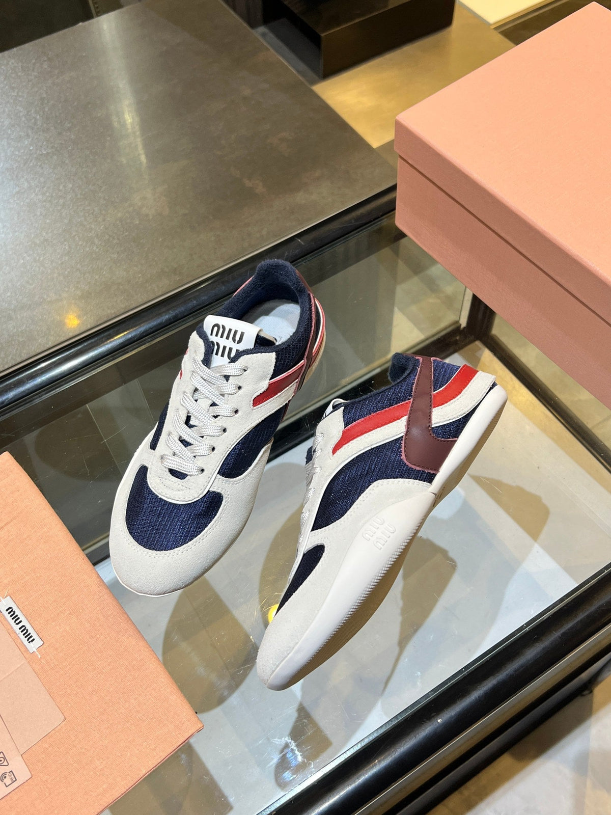 MIU x NB 26ss Sneaker White Blue Red Fabric Suede 625660