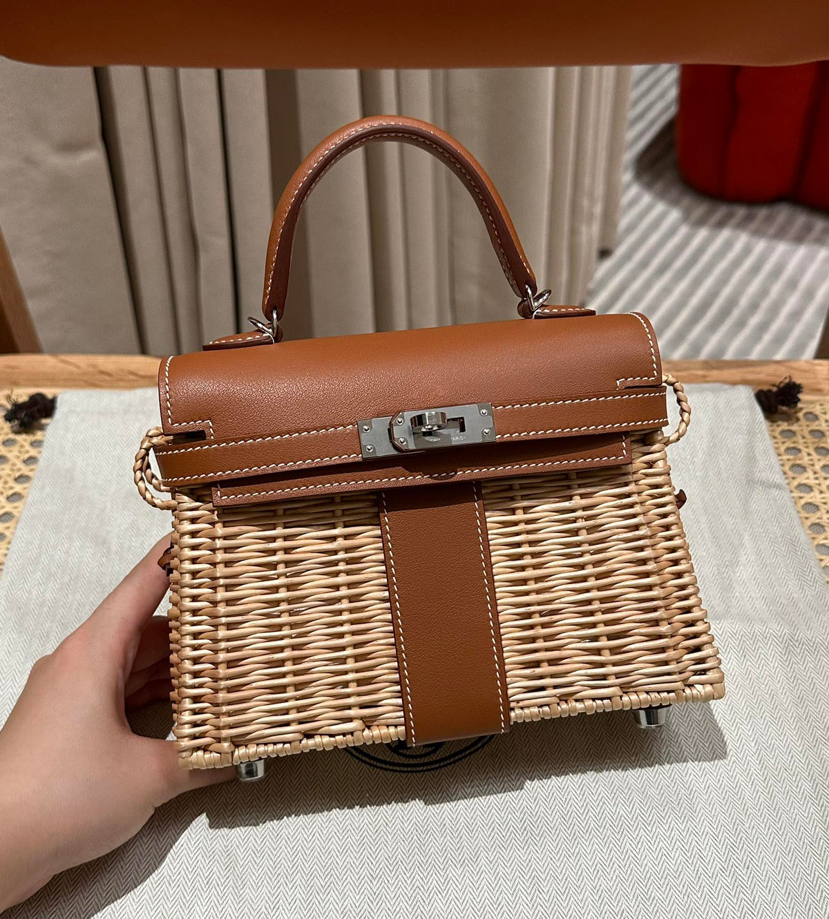 HM Kelly 20 Picnic Gold Bamboo And Rattan