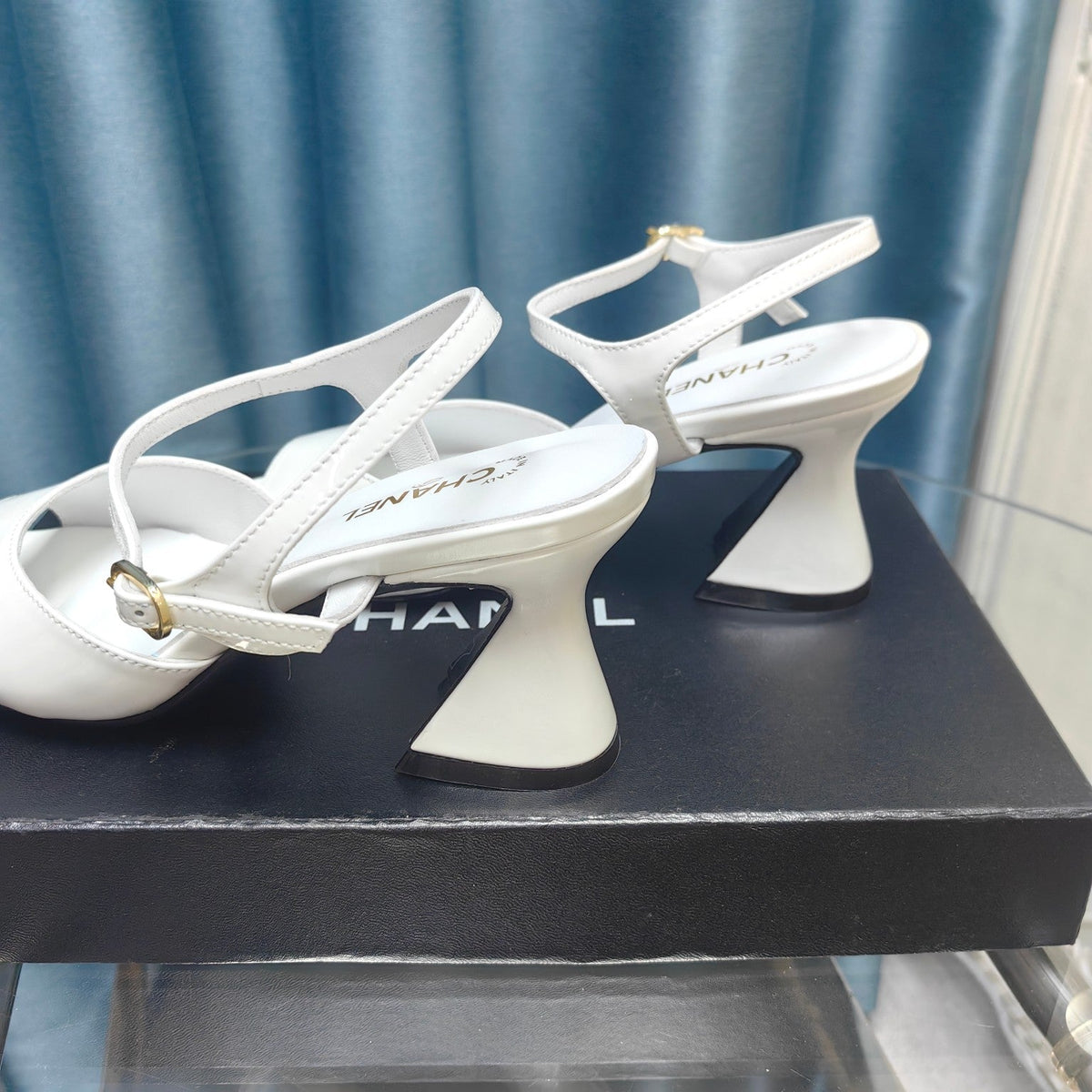 cc slingbacks sandal 85 white patent calfskin