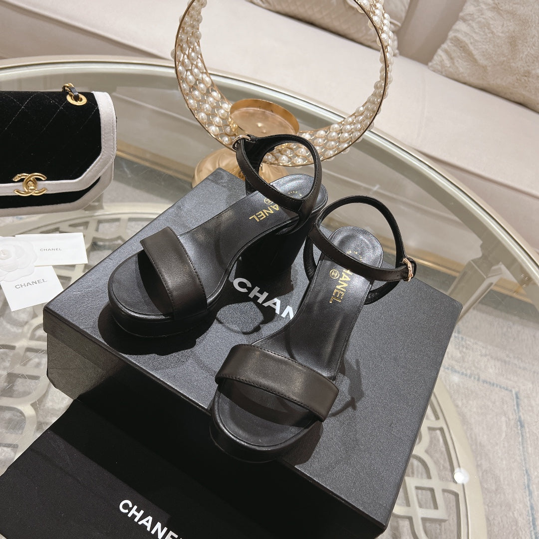 CC 25C 10CM Mid Heed Sandals Black Italian Leather 213318