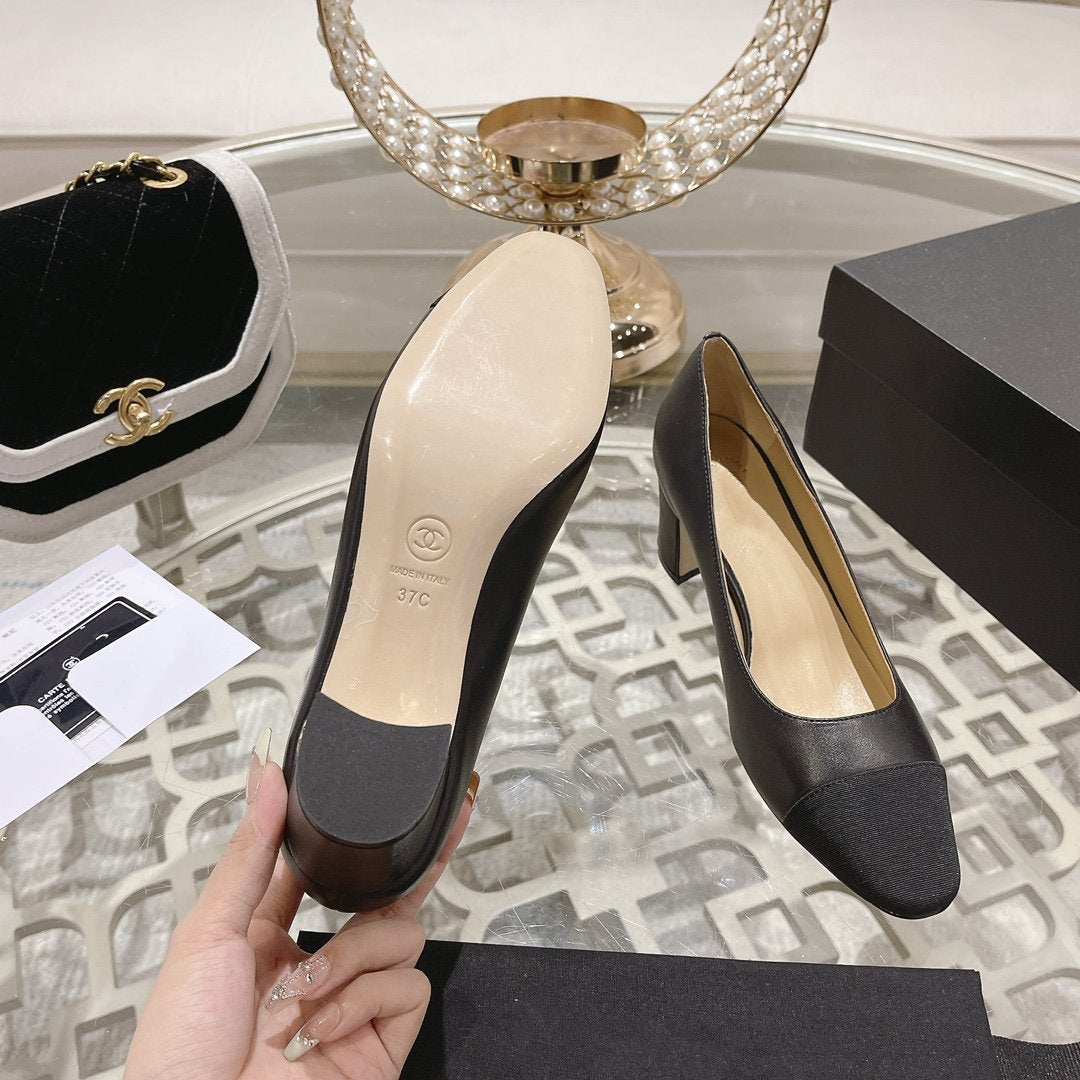 cc pump 6.5 black lambskin