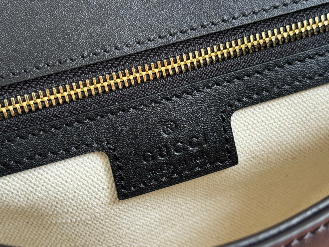 Gucci Blondie Small Shoulder Bag 26 Black Calfskin 272179