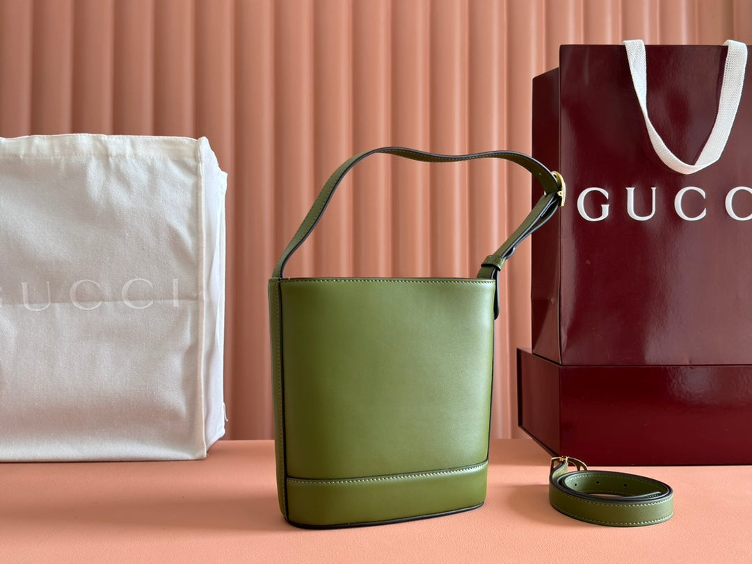 Gucci 73 Mini Bucket Bag Green Smooth Leather 244430