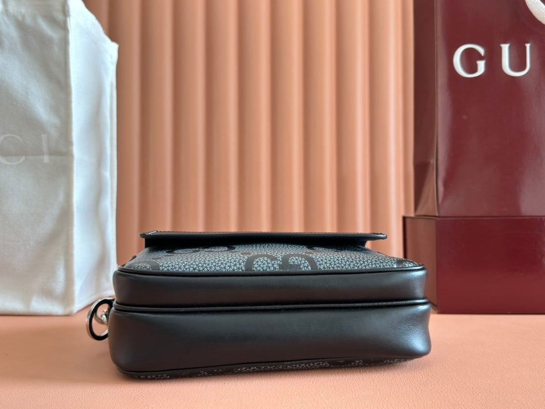 Gucci Waistbag Grey mix Black Leather 248428