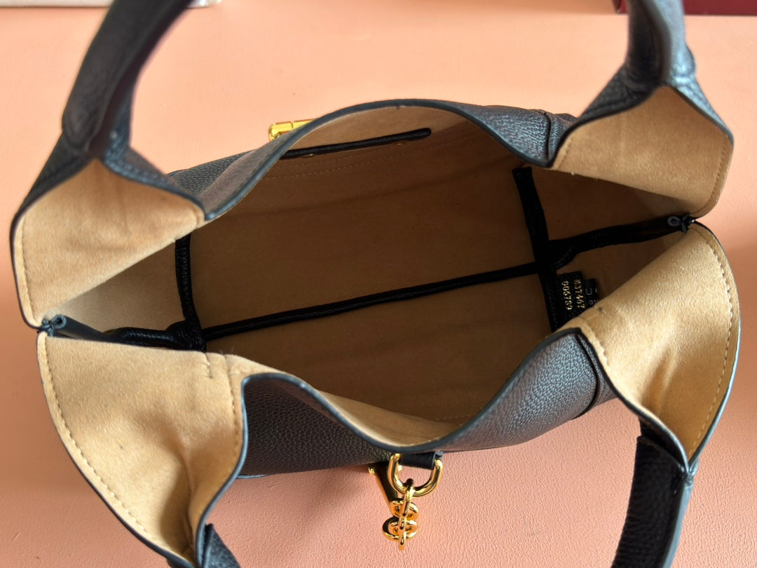 Gucci Solfbit Bag Black Calfskin 244322