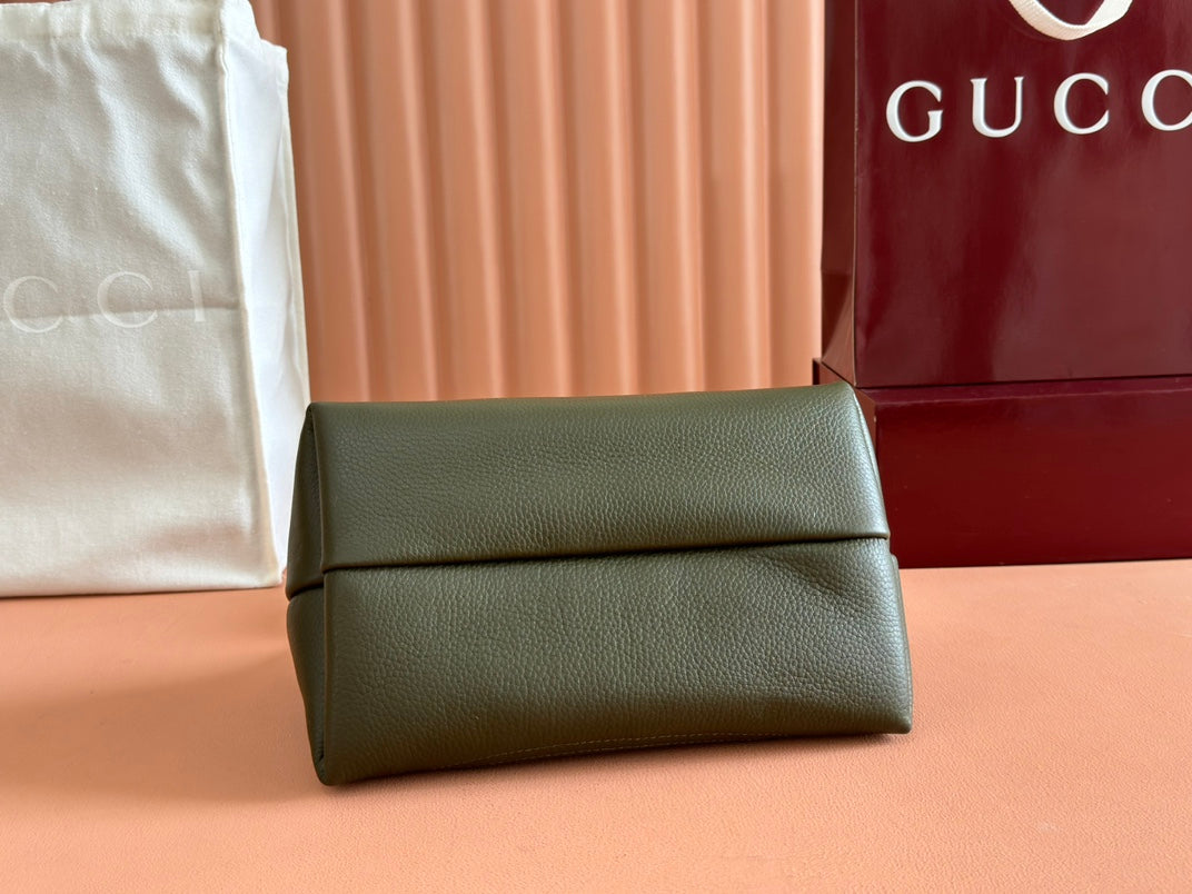 Gucci Softbit Shoulder Bag Green Calfskin