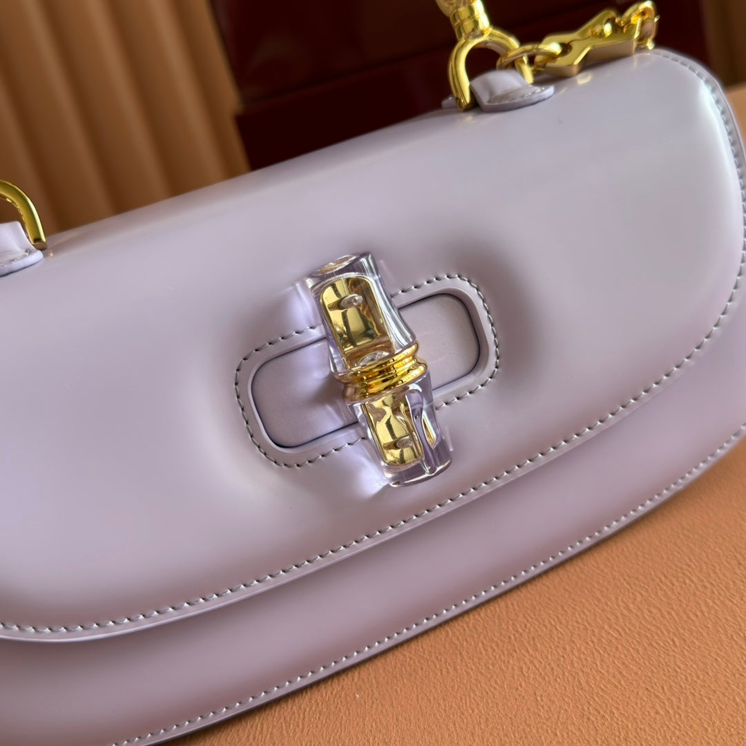 Gucci Bamboo Diva Bag Lilac Leather 251026
