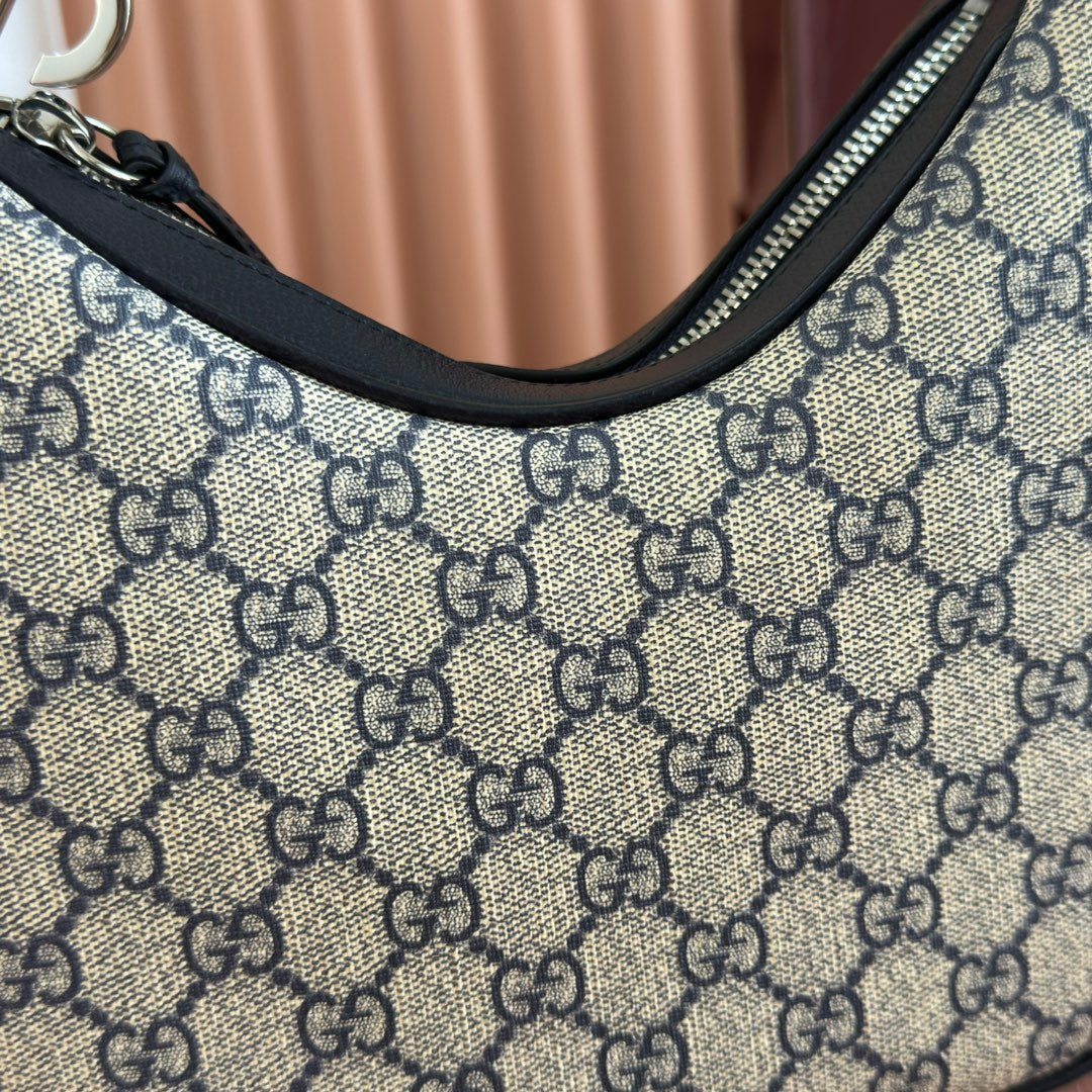 Gucci Attache Small Shoulder Bag 23cm Black White Canvas