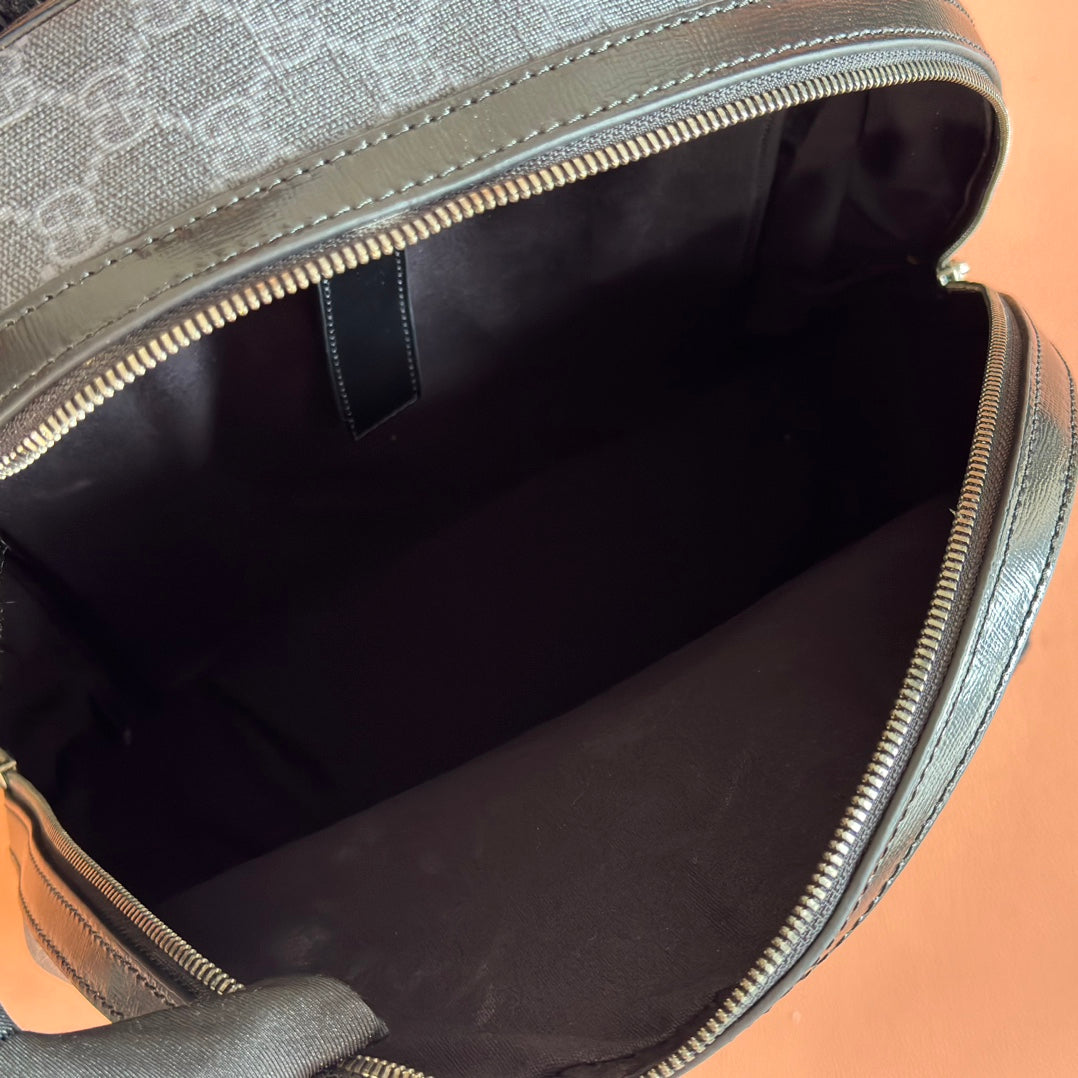 Gucci Interlocking G Backpack in Black GG Supreme Canvas Leather 273684