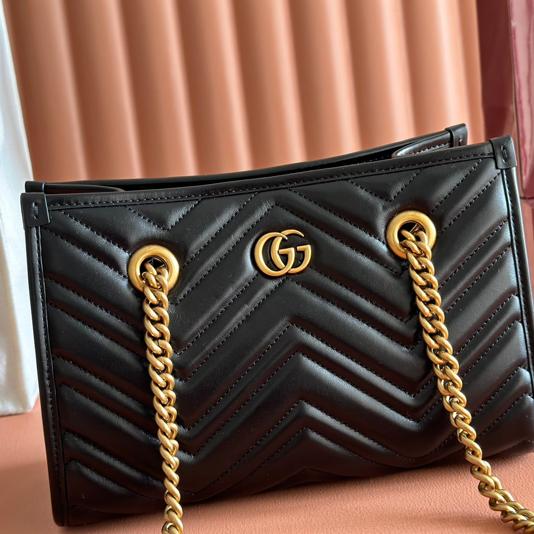 GG Marmont Matelasse Tote Black Leather 271805
