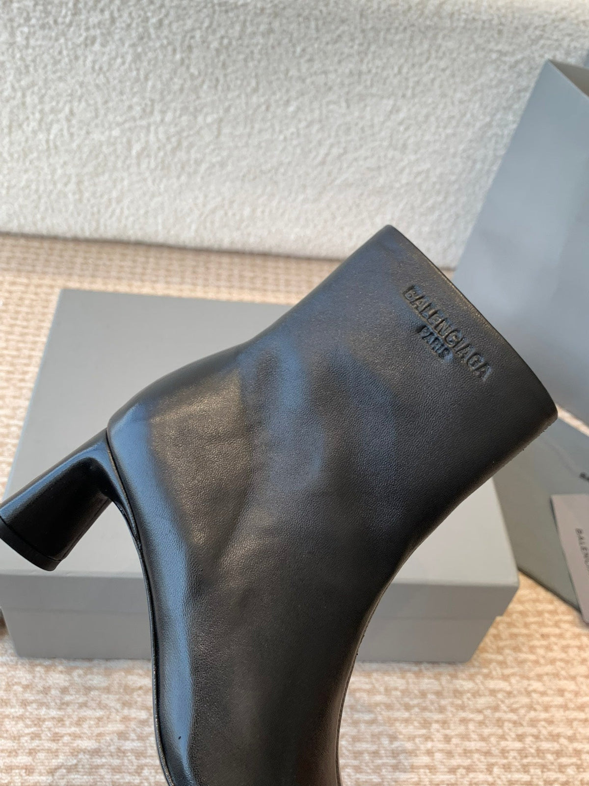 ANKLE BOOTS IN BLACK LOGO EMBOSSED SOFT SHEEPSKIN