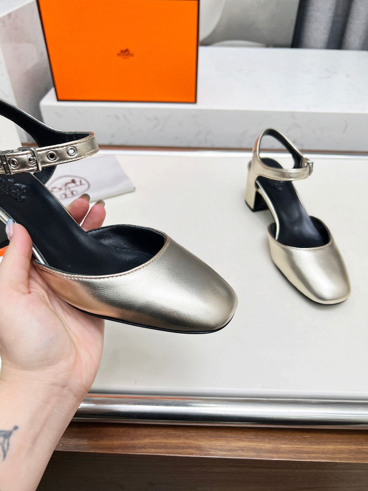 Kamilla ̉60 pump Gold Lambskin 214075
